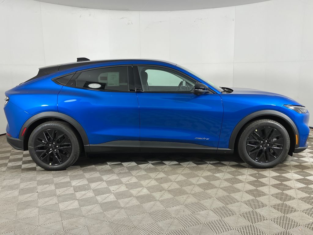 2025 Ford Mustang Mach-E Select photo 2