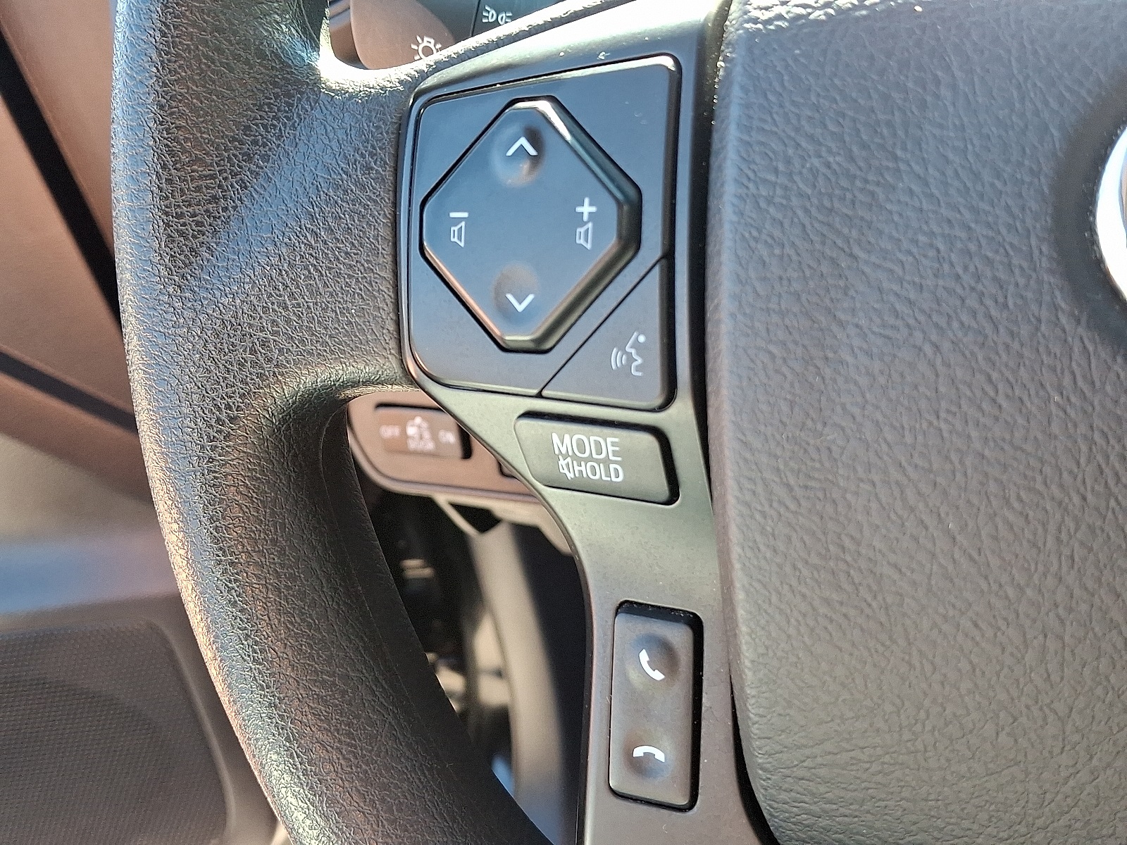 2022 Toyota Tacoma SR photo 21
