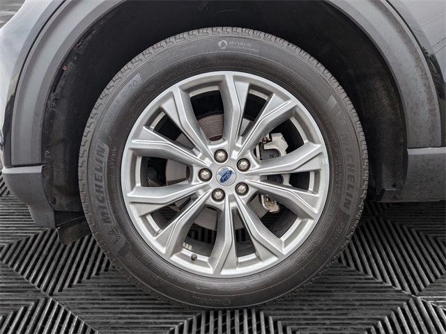 2022 Ford Explorer XLT photo 8