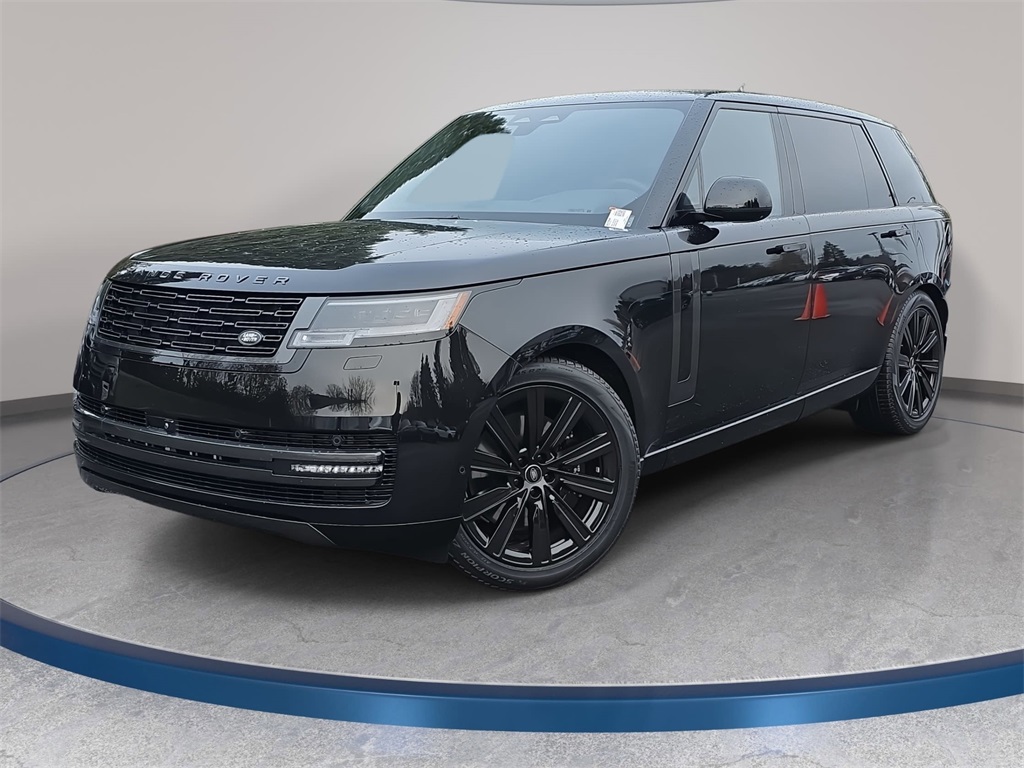 2025 Land Rover Range Rover SE's photo