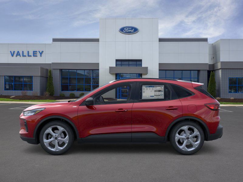 2026 Ford Escape ST-Line photo 3