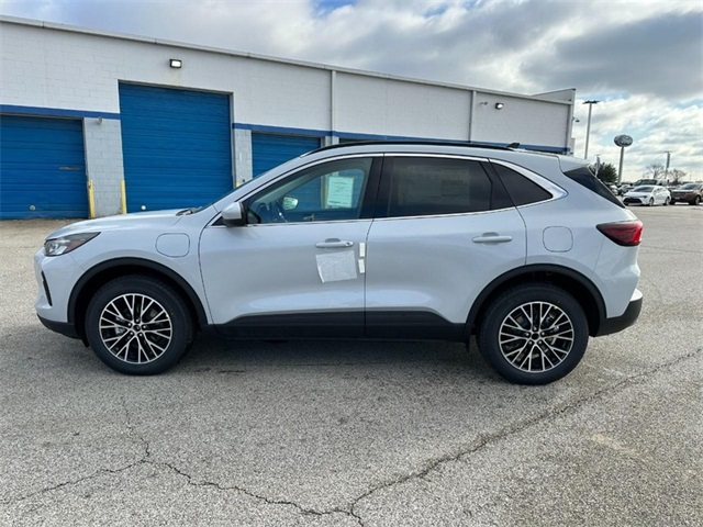 2025 Ford Escape Plug-In Hybrid photo 2