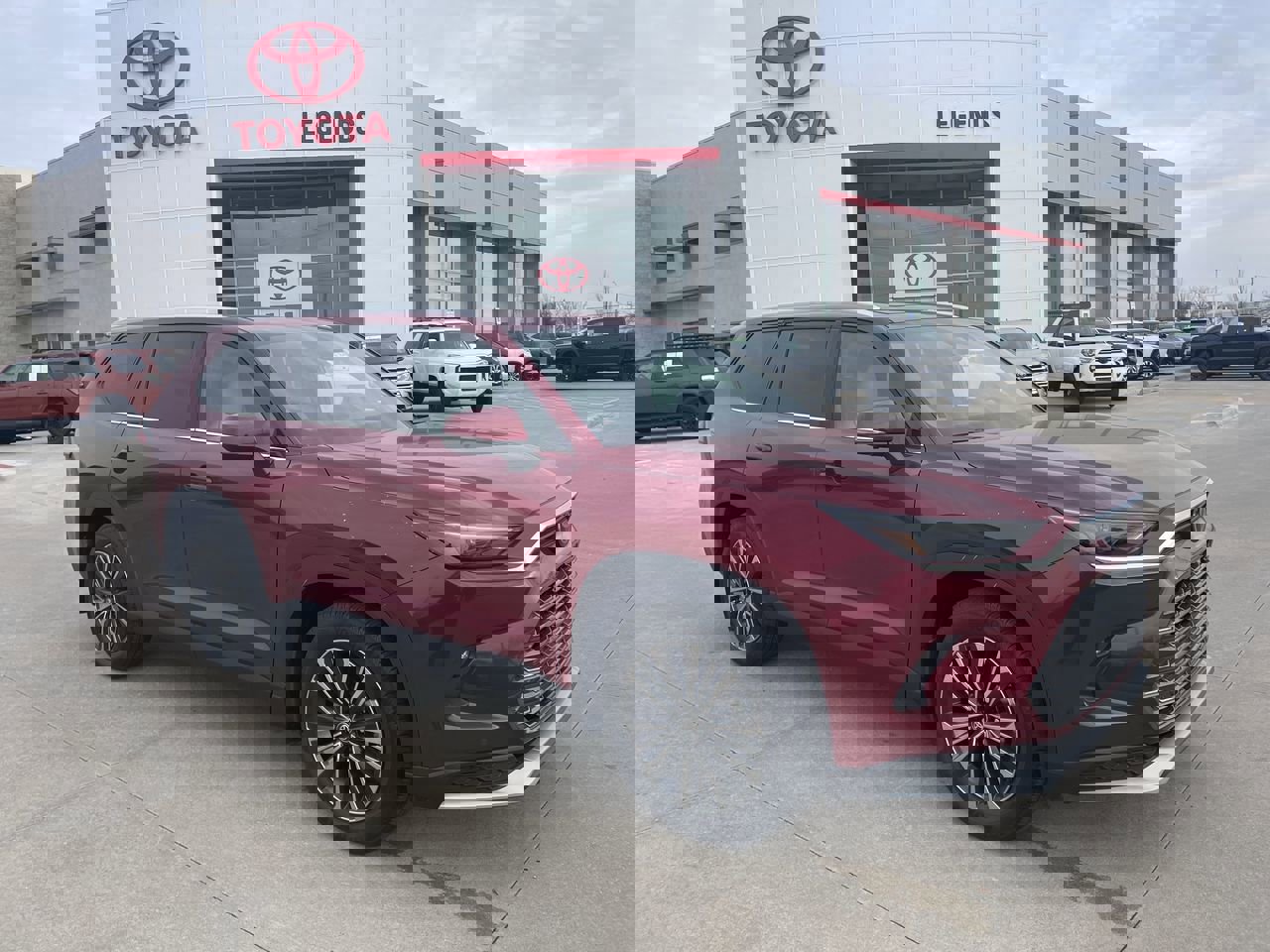 2026 Toyota Grand Highlander Platinum's photo