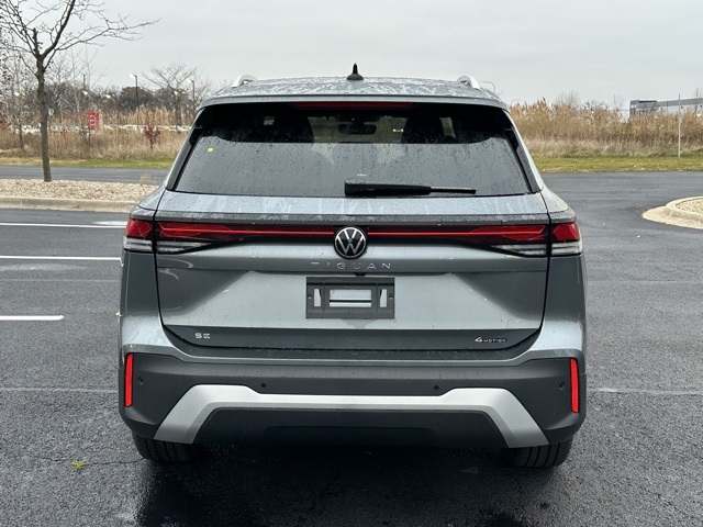 2026 Volkswagen Tiguan SE photo 2