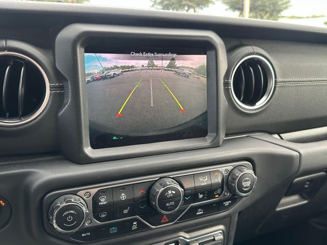 View 32