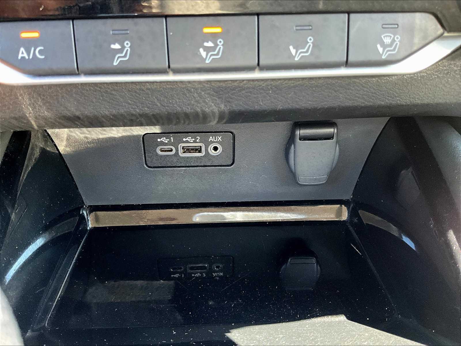 2023 Nissan Altima 2.5 SV photo 25