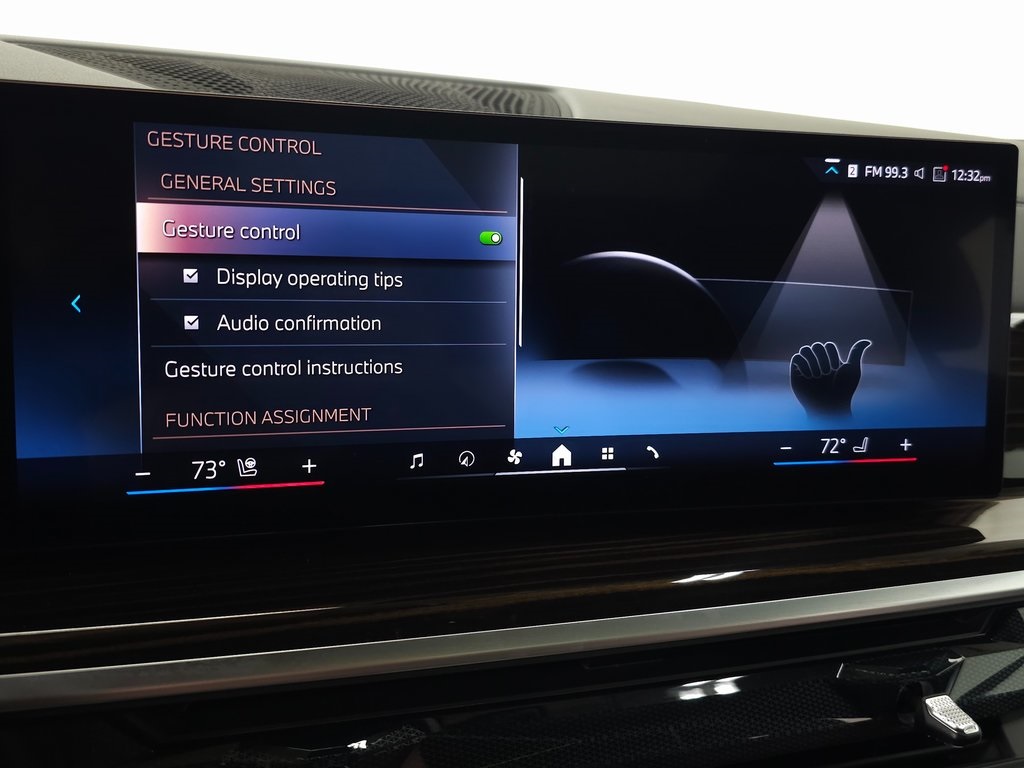 2025 BMW X6 - Image 29