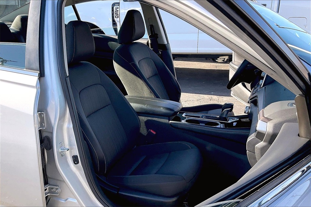 2023 NISSAN ALTIMA - Image 5