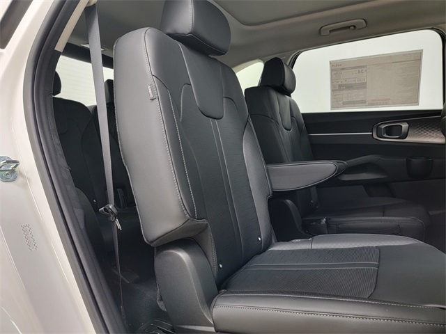 2025 Kia Sorento Hybrid EX photo 16