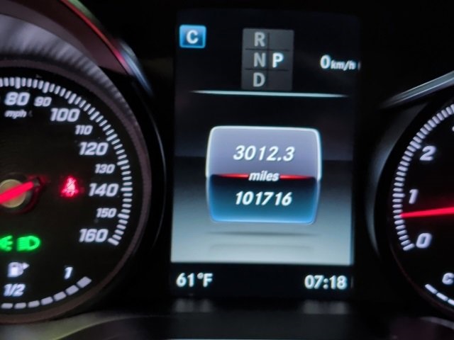 2018 Mercedes Benz GLC 300 photo 3