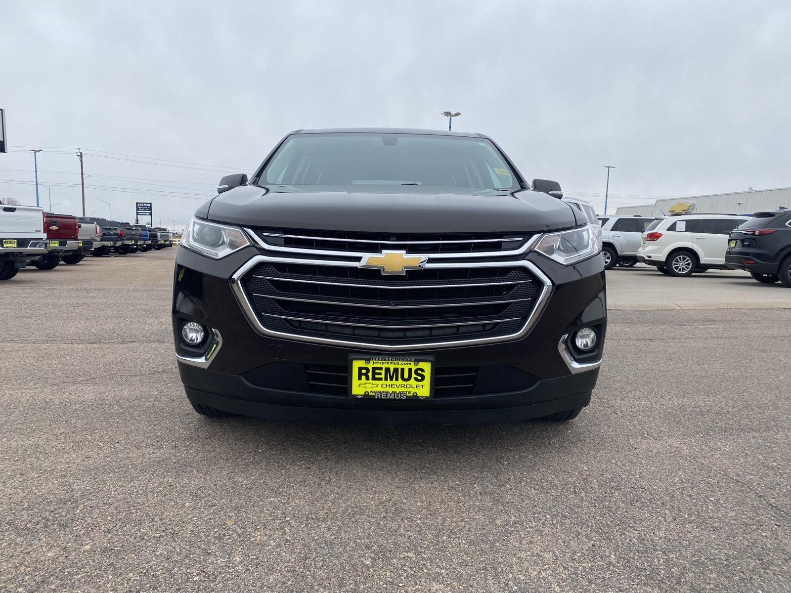 Used 2018 Chevrolet Traverse 1LT with VIN 1GNERGKW6JJ166113 for sale in North Platte, NE