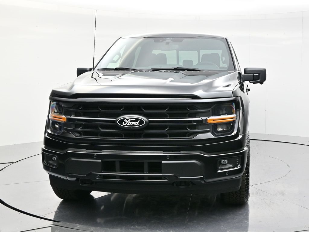 2025 Ford F-150 XLT photo 2