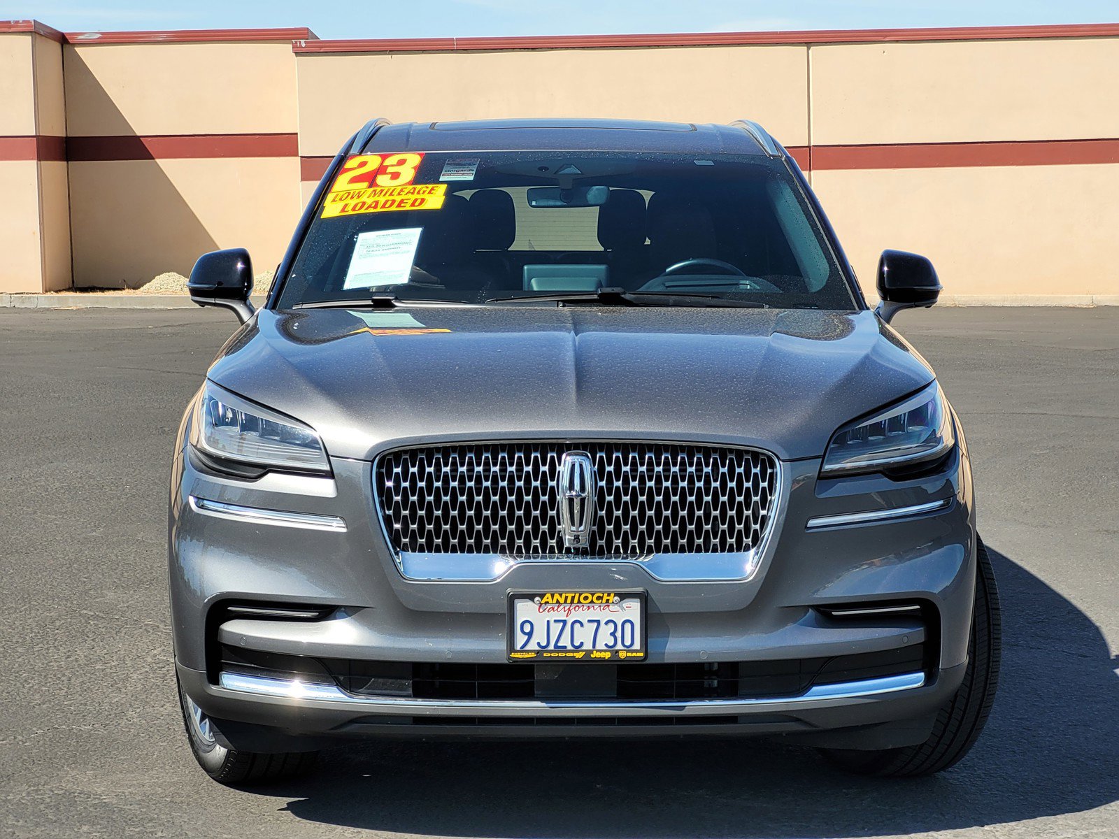 2023 Lincoln Aviator Reserve photo 2