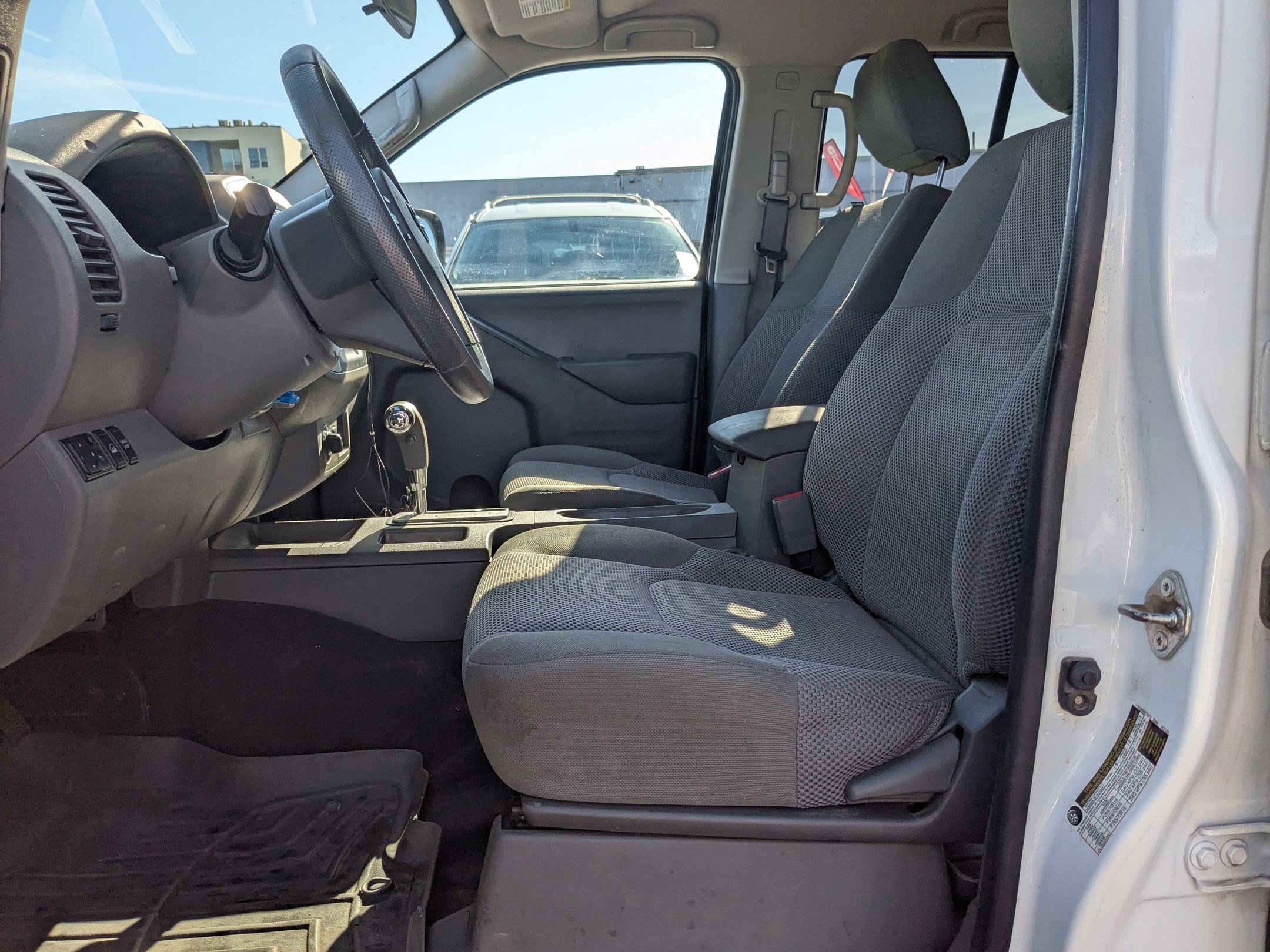2019 Nissan Frontier SV photo 21