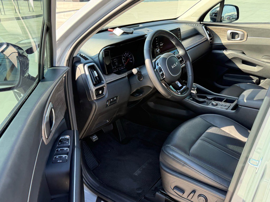 2022 Kia Sorento X-Line S photo 4