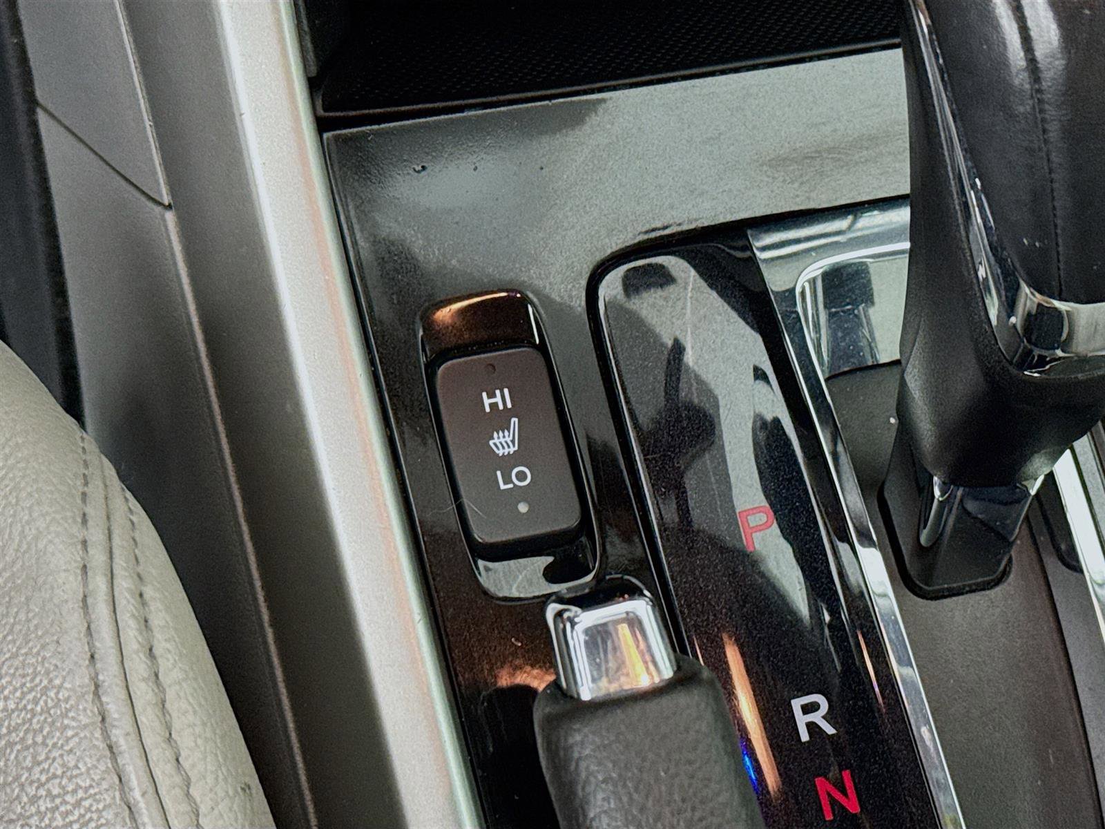 2016 Honda Accord EX-L photo 19