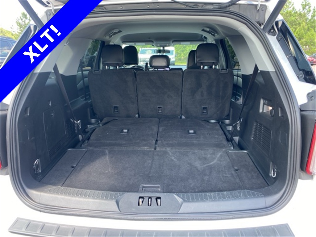 2024 Ford Explorer XLT photo 18