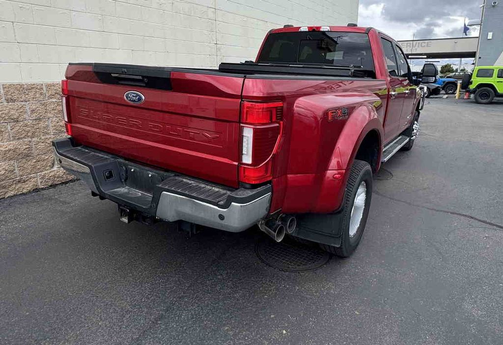 2022 Ford F-350 photo 3