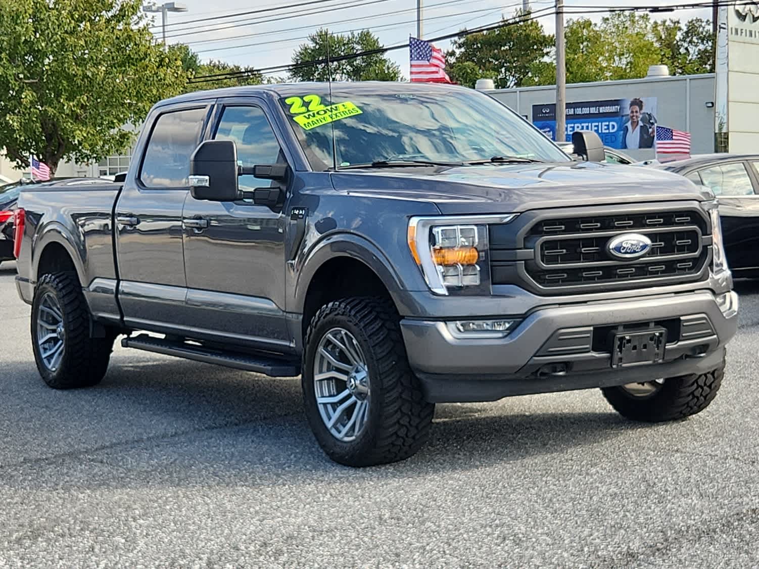 2022 Ford F-150 XLT photo 2