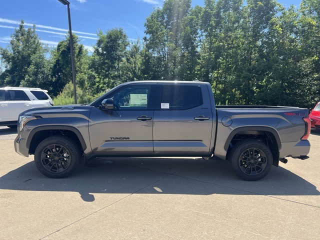 2025 Toyota Tundra Limited CrewMax photo 2
