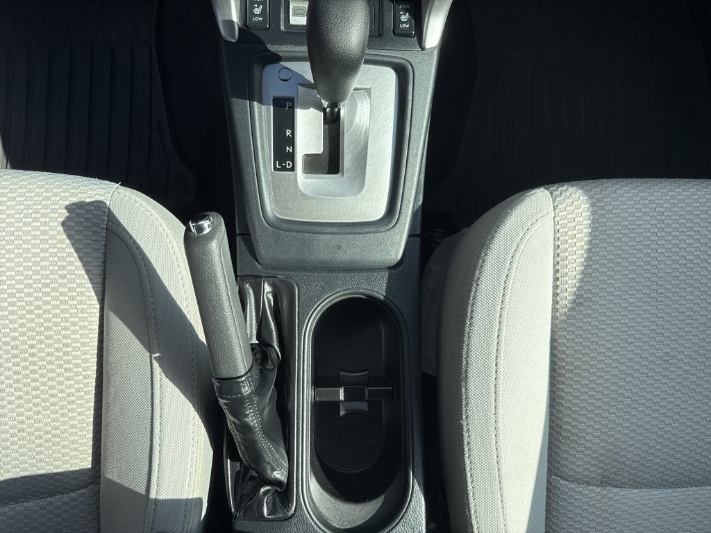 2017 Subaru Forester 2.5i Premium photo 31