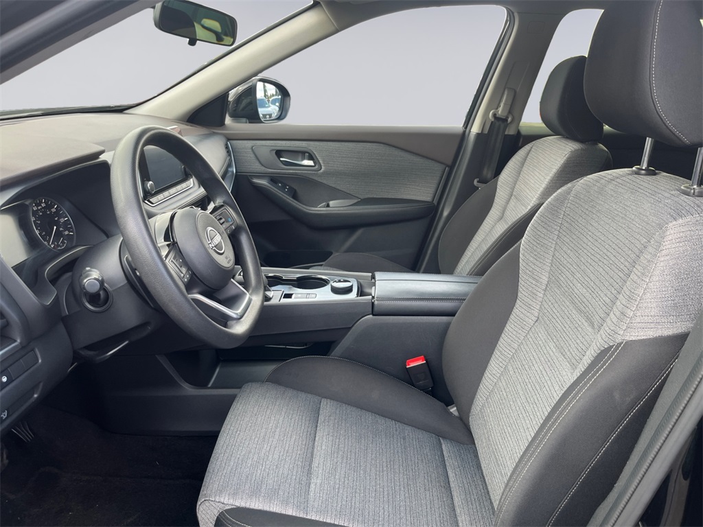 2023 Nissan Rogue SV photo 10