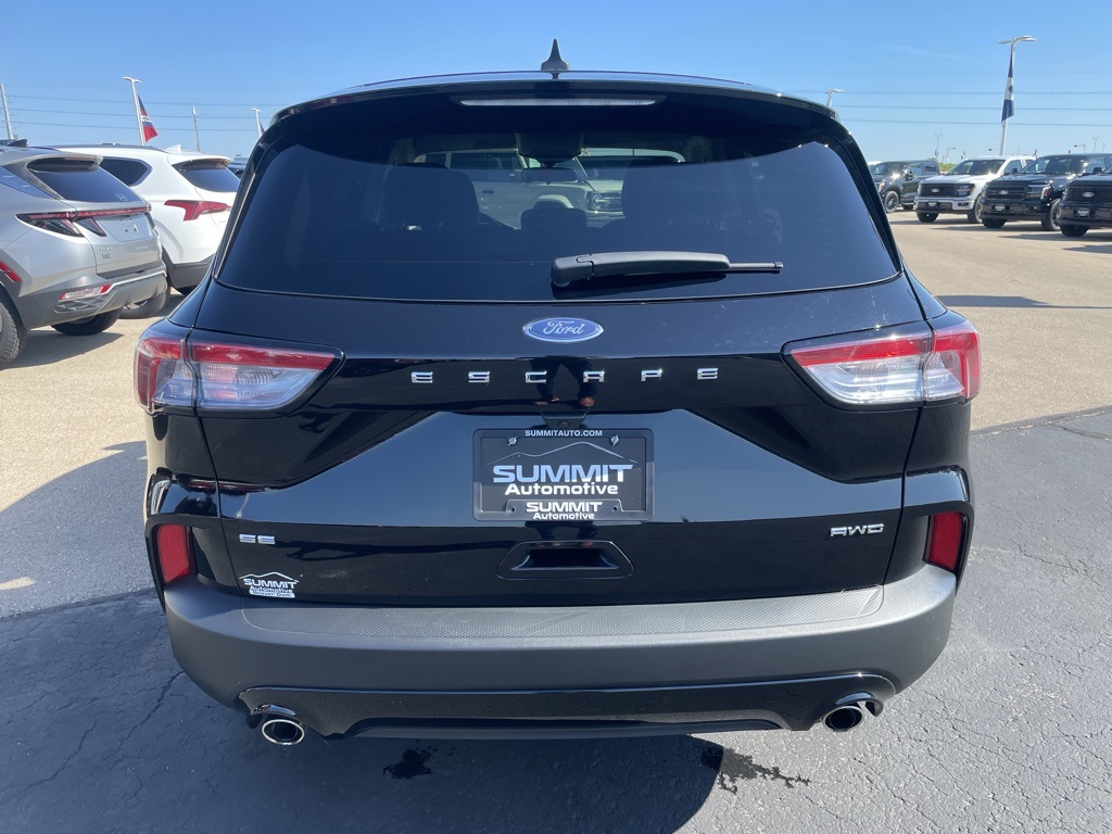2022 Ford Escape SE photo 32