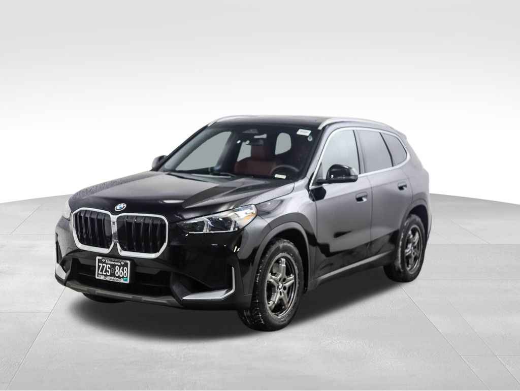 2023 BMW X1 28i's photo
