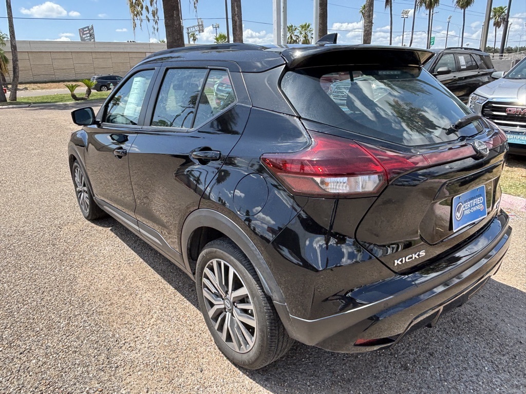 2024 Nissan Kicks SR photo 5