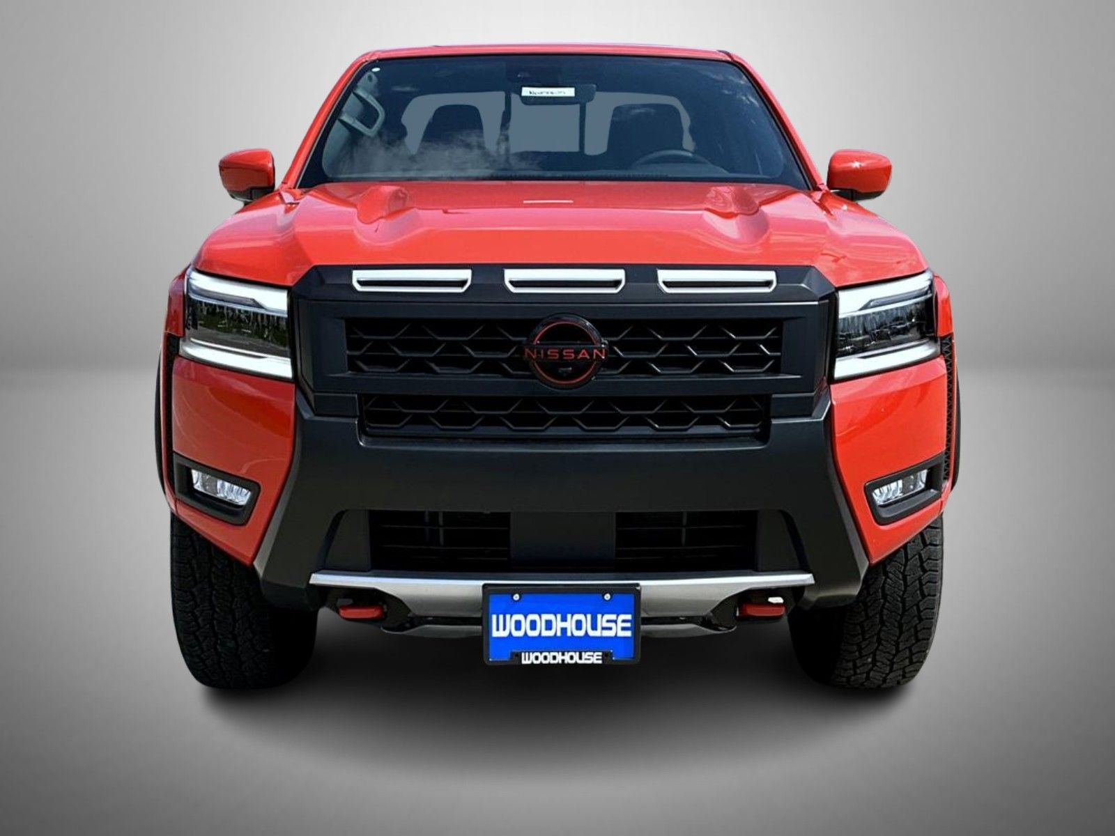 2025 Nissan Frontier PRO-4X photo 2