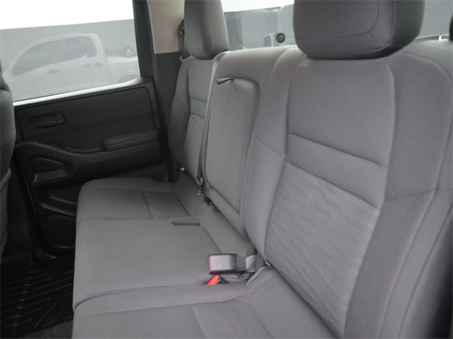 2022 Nissan Frontier S photo 10