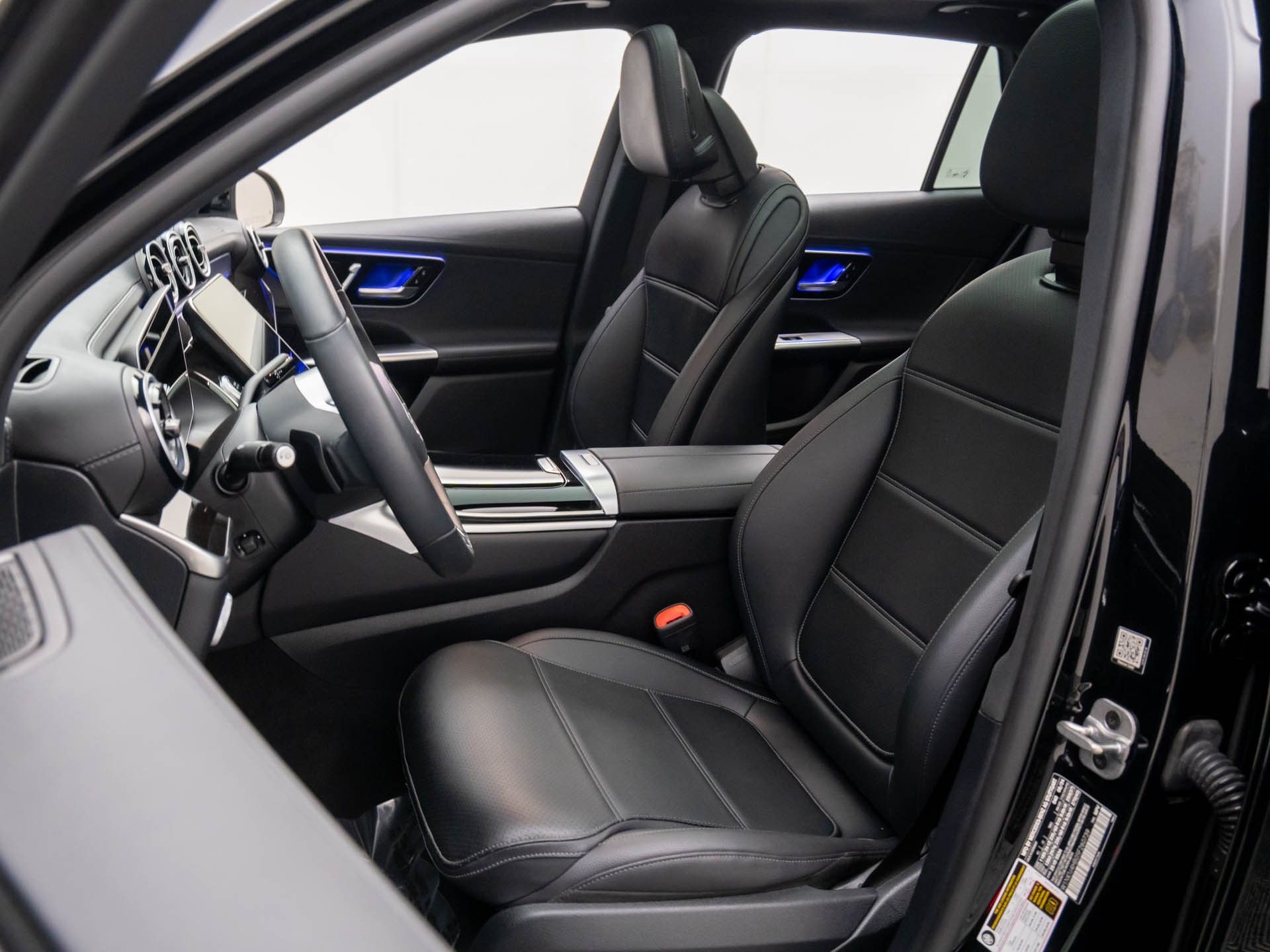 2025 Mercedes Benz GLC 300 4MATIC photo 14