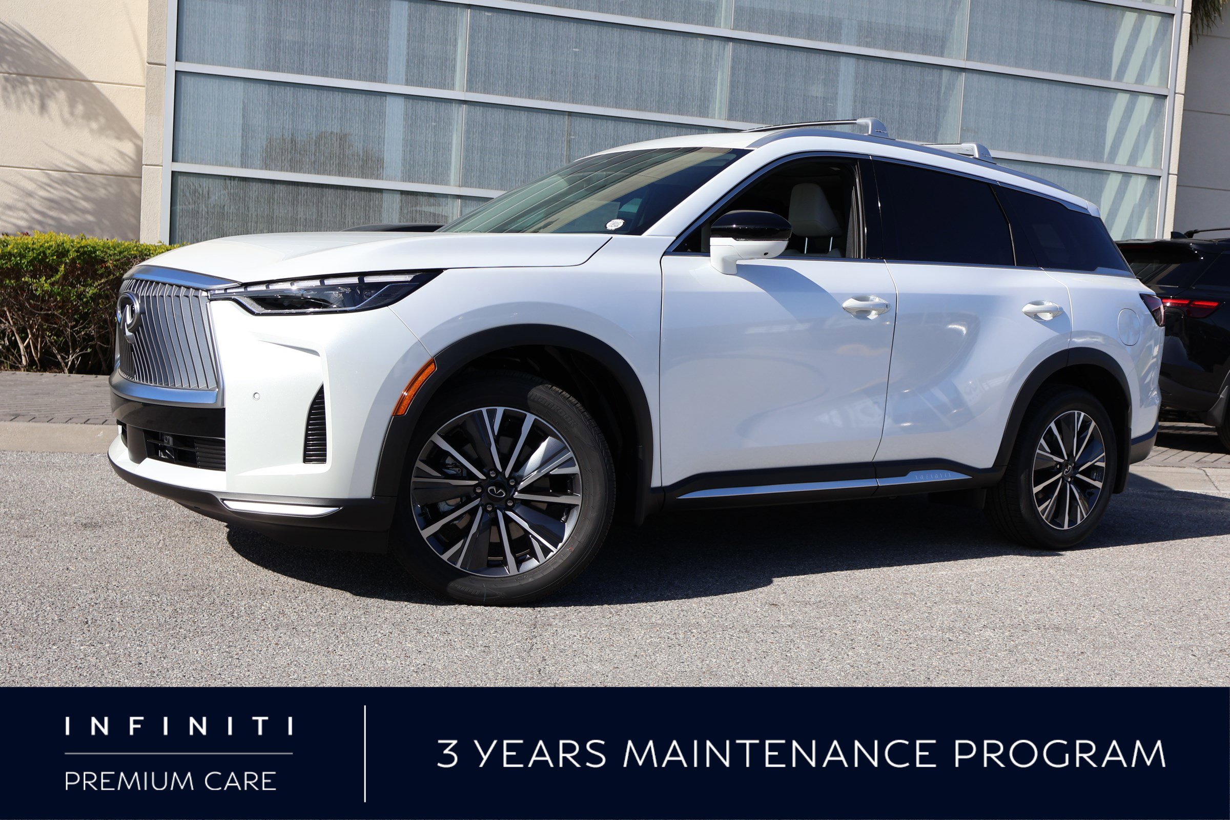 2026 INFINITI QX60 LUXE's photo