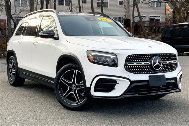 2024 Mercedes-Benz GLB Base's photo
