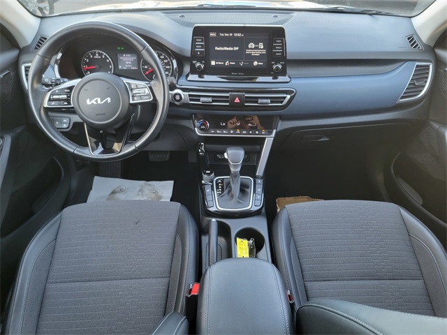 2023 Kia Seltos S photo 19