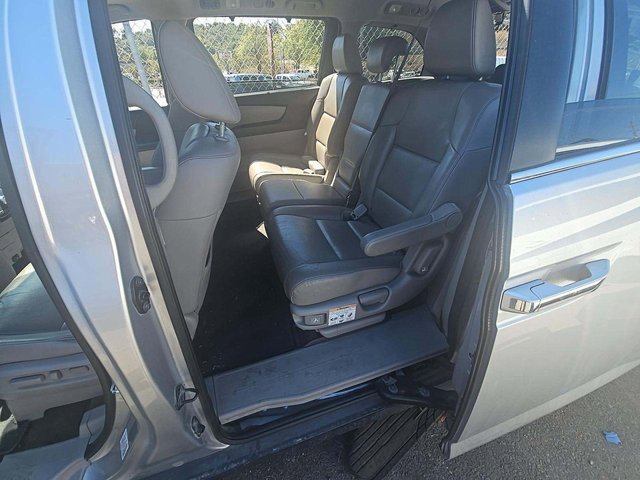 2015 Honda Odyssey EX-L photo 6