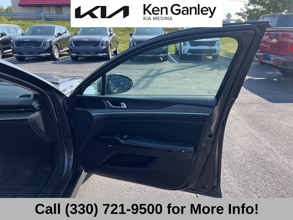2025 Kia K5 EX photo 46