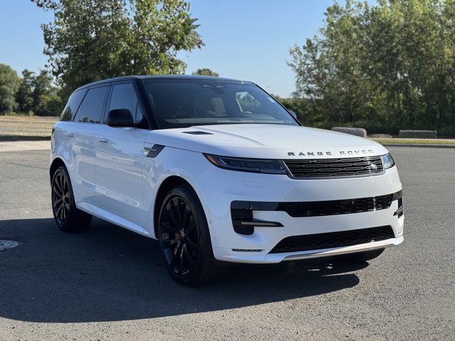 2025 Land Rover Range Rover Sport SE photo 7