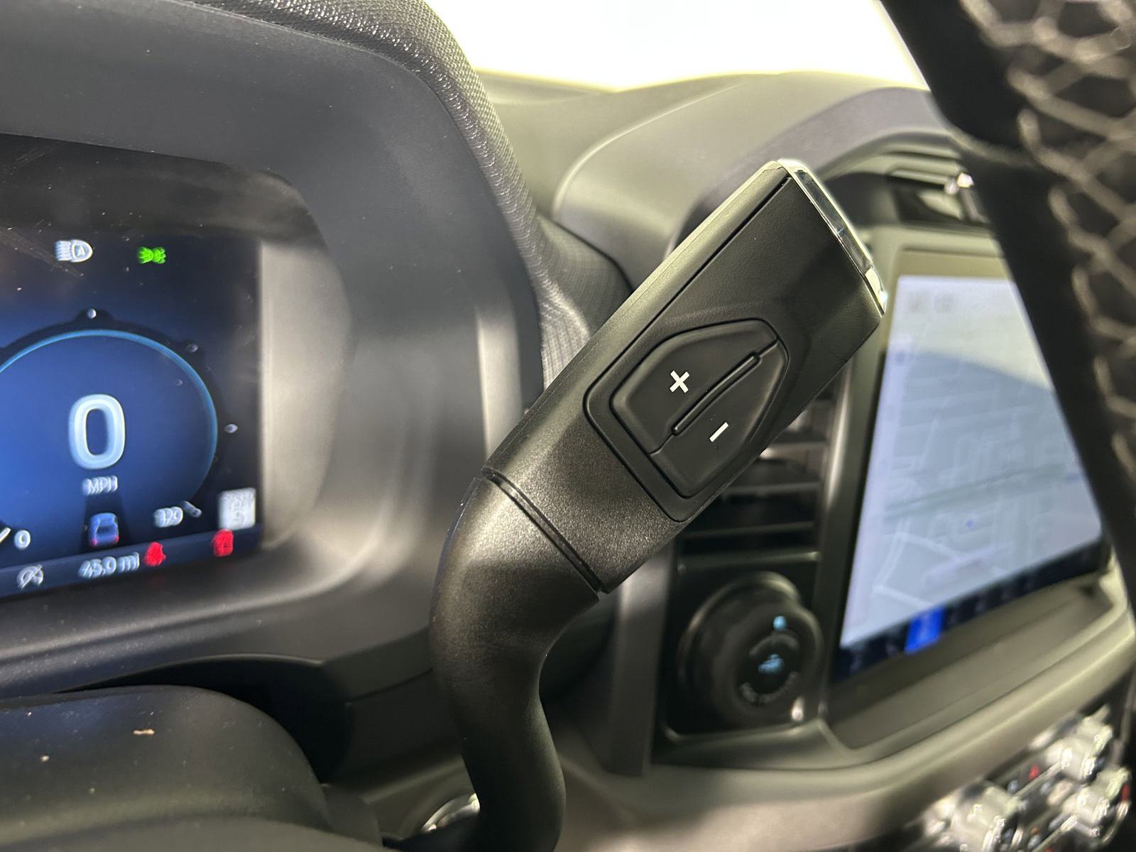 2025 Ford F-150 XLT photo 33