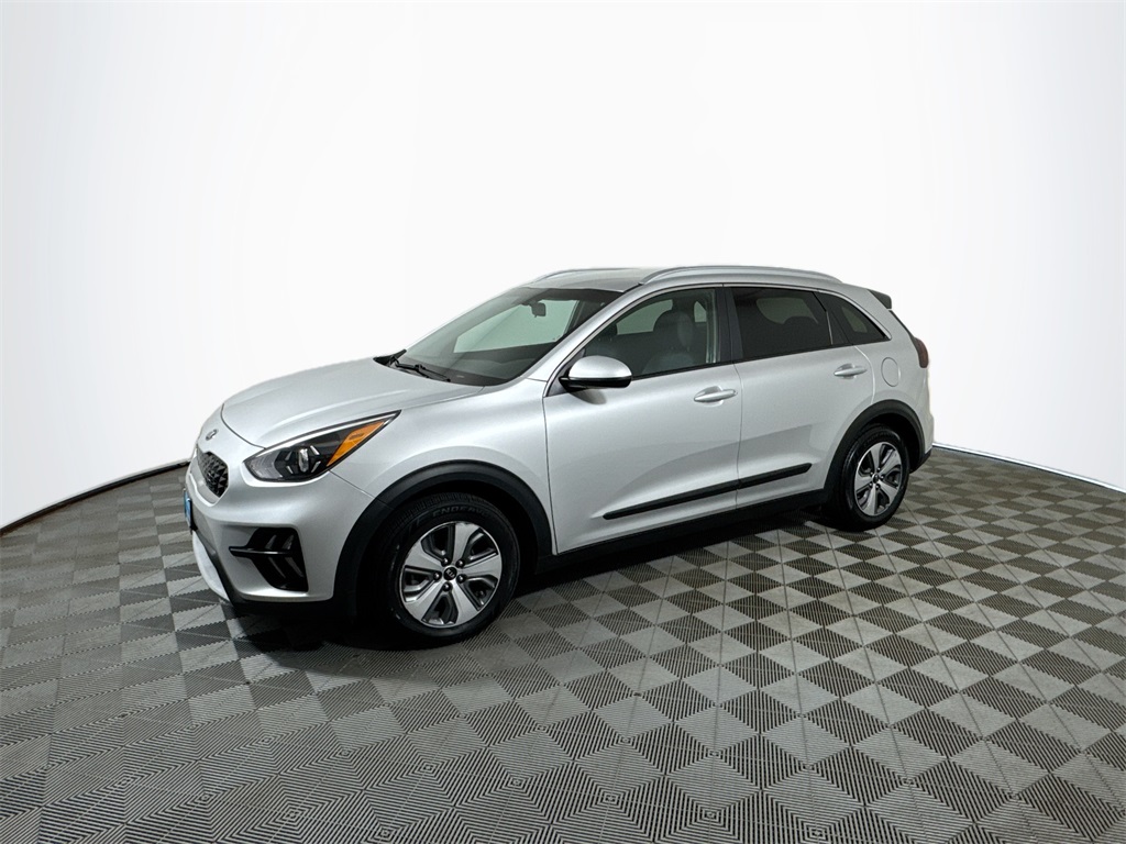 2021 Kia Niro LX photo 2