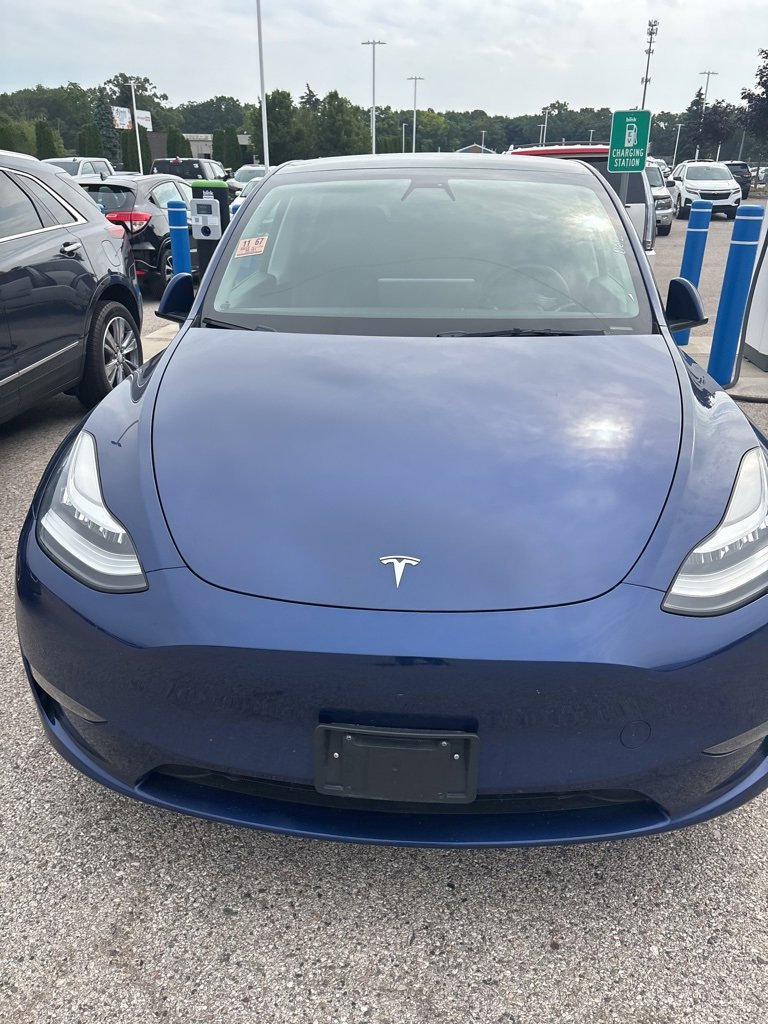 Used 2022 Tesla Model Y Long Range with VIN 7SAYGDEE0NF387199 for sale in Muskegon, MI
