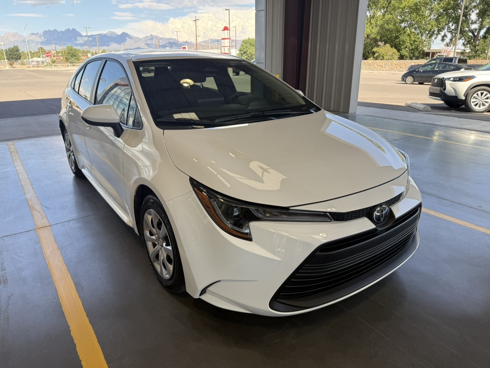 Used 2025 WHITE Toyota LE image 7