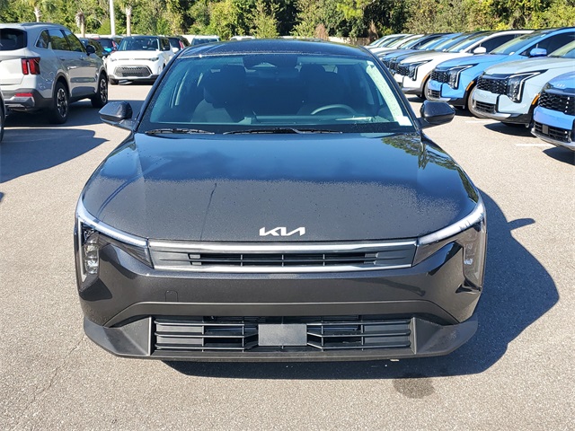 2025 Kia K4 LXS photo 2