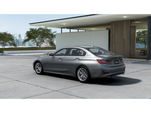 2026 Bmw 330i photo 2