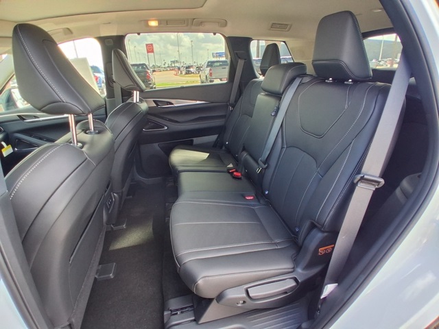 2026 Infiniti QX60 Luxe AWD photo 21
