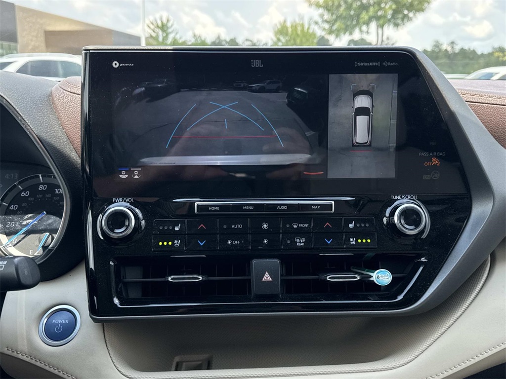 2021 Toyota Highlander Hybrid Limited photo 25