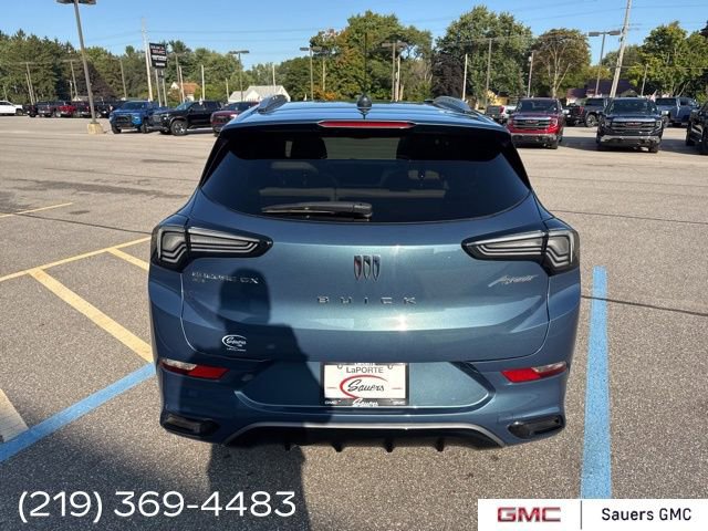 2024 Buick Encore GX Avenir photo 4