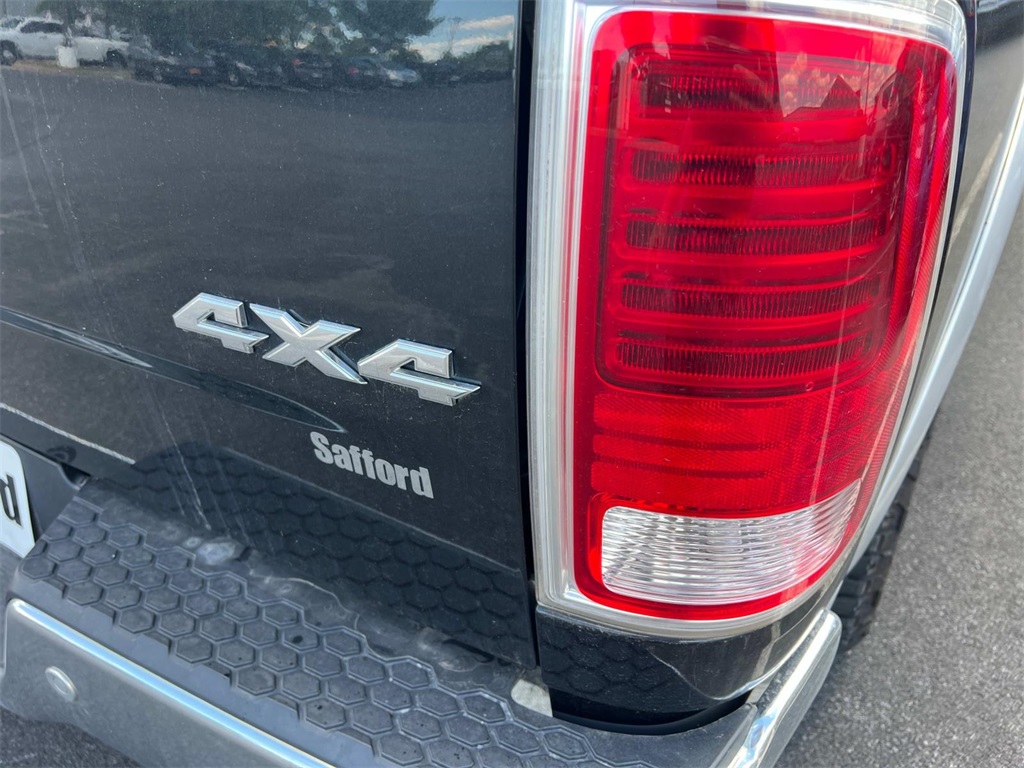 2016 Ram 1500 Laramie photo 9