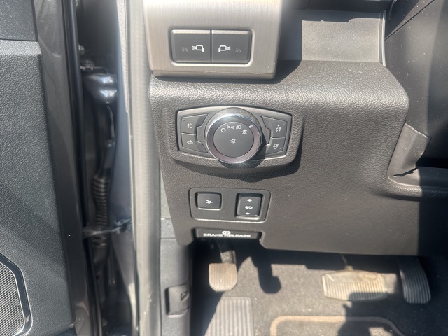 2021 Ford F-250 photo 26