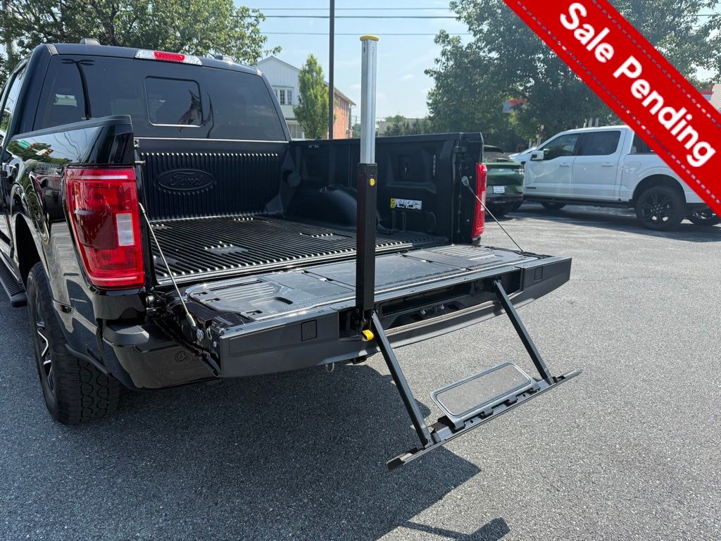 2023 Ford F-150 XLT photo 28